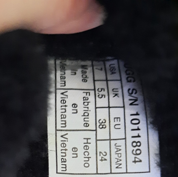 UGG black NWOT suede shoes size 7 - Picture 10 of 12